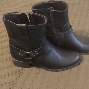 Frye and Co. Phillip Harness Leather Ankle Boots, Black, Size 8